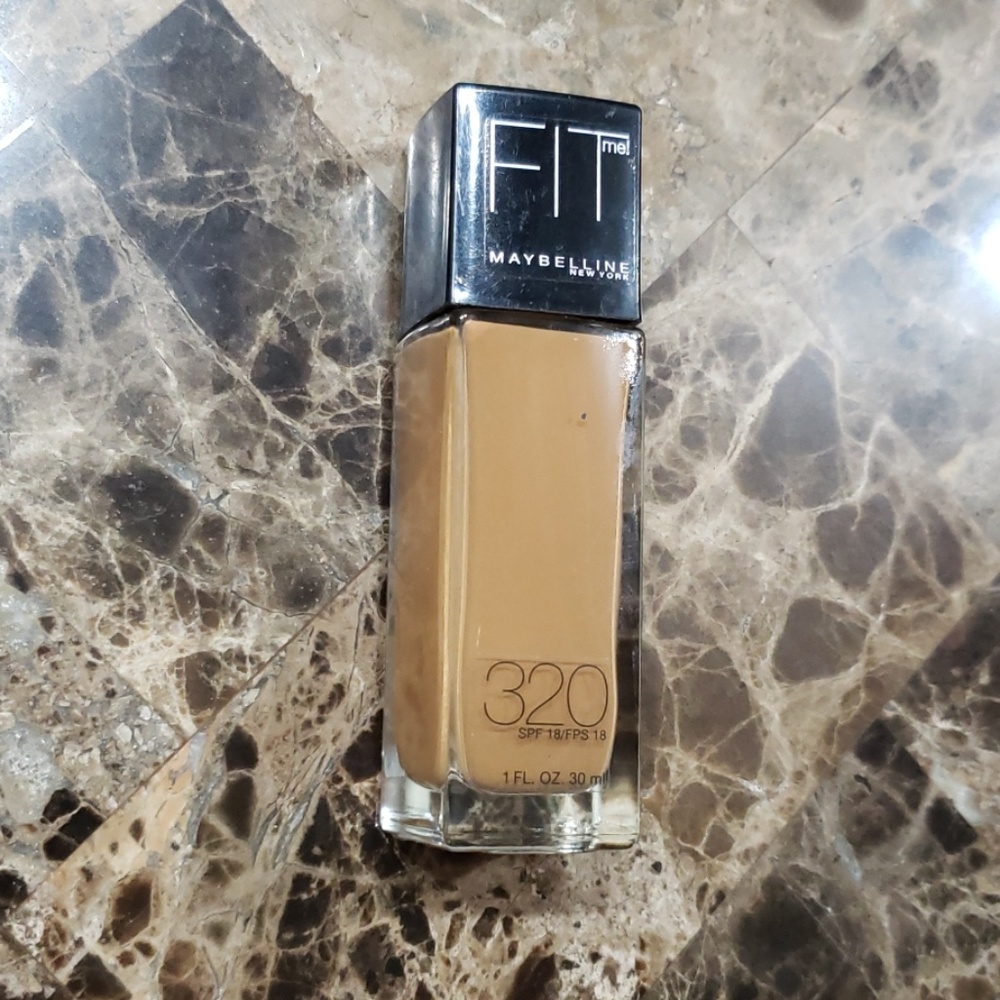 Fit me 320 make up